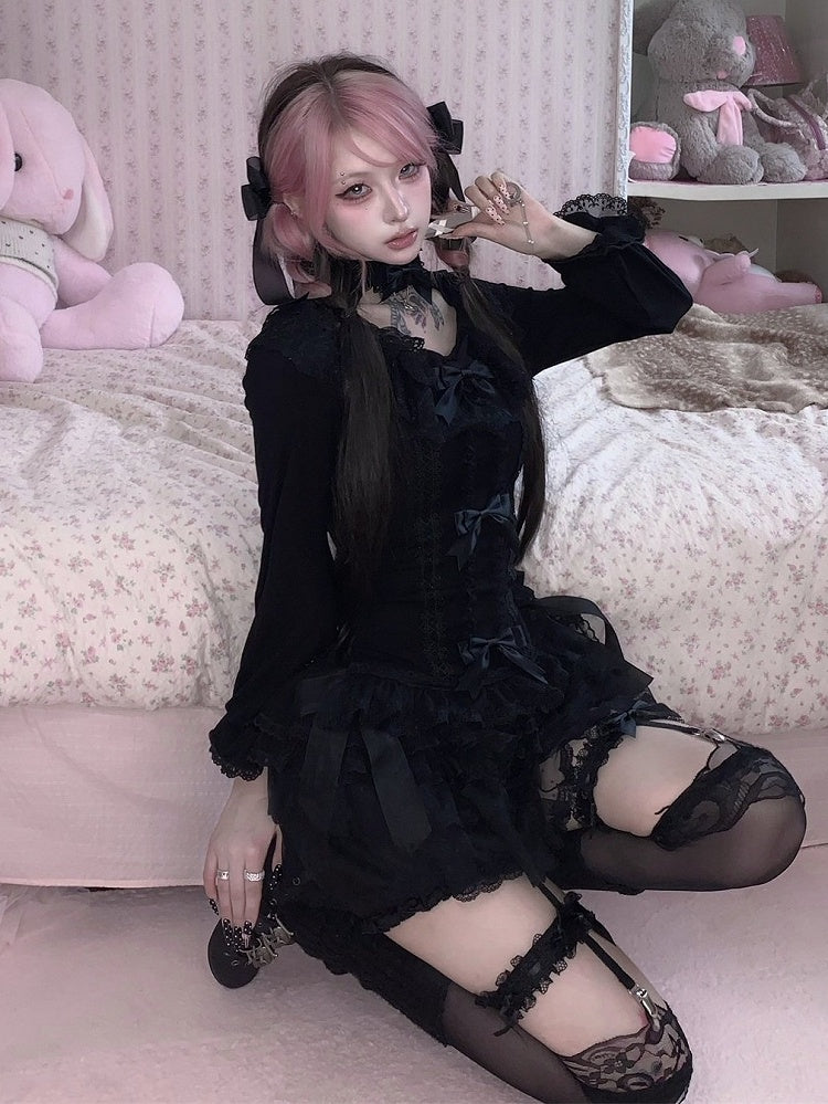 Autumn Dark Fashion Long-Sleeve Top with Black Lace & Bow Decor Plus Matching Choker - HBreaker