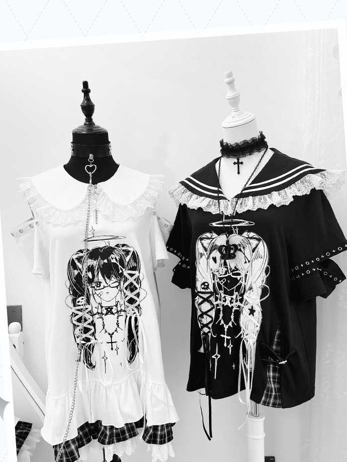 Schwarzes T-Shirt mit Matrosenkragen, Schnürdetails und Anime-Mädchen-Print, Bittersüß