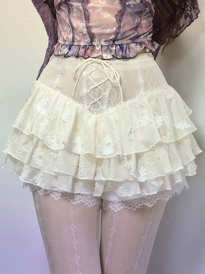 ホワイトレースの花柄ハイウエストティアードミニスカートレースアップディテール