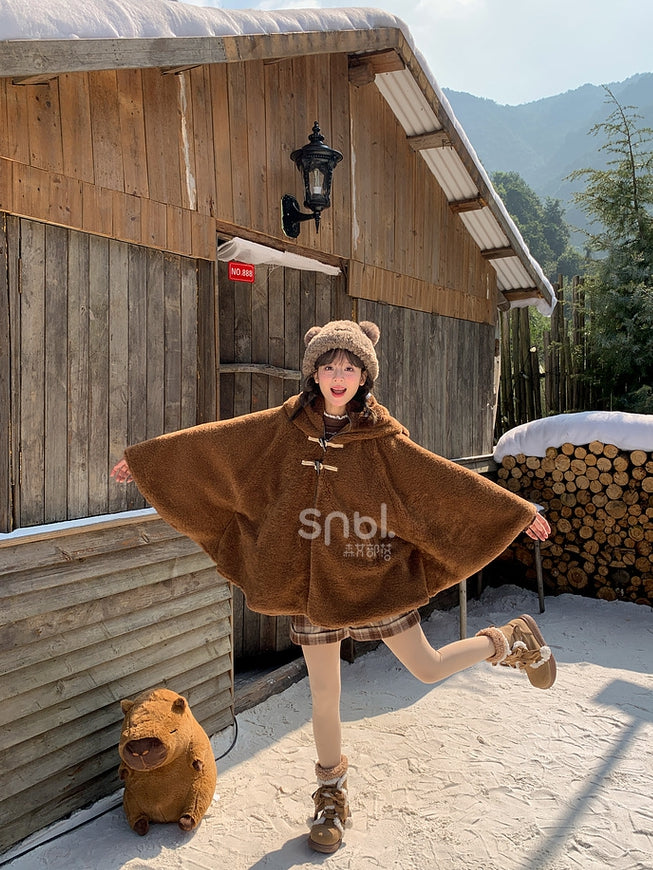 茶色のかわいいカピバラのフード付きジップ開閉フリースフード付きケープ