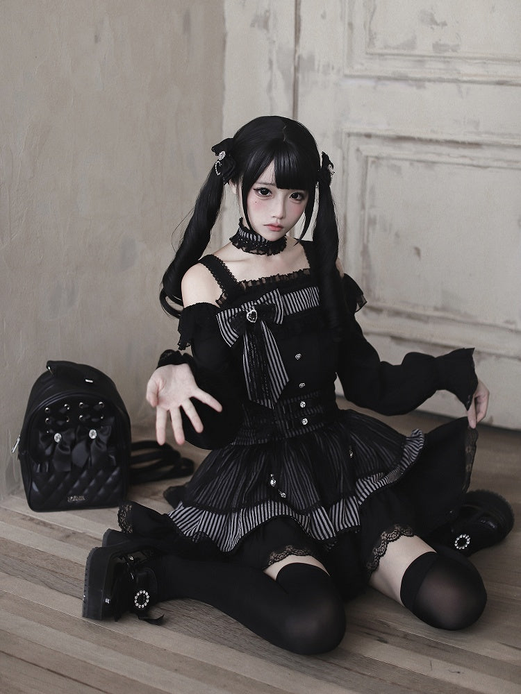 High-Waist / Kei Black Skirt Sweet Jirai Dark Striped Tiered Top Off-Shoulder