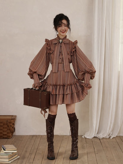 赤茶色のヴィンテージストライプ柄ティアードフリルトリムハイウエストスカート