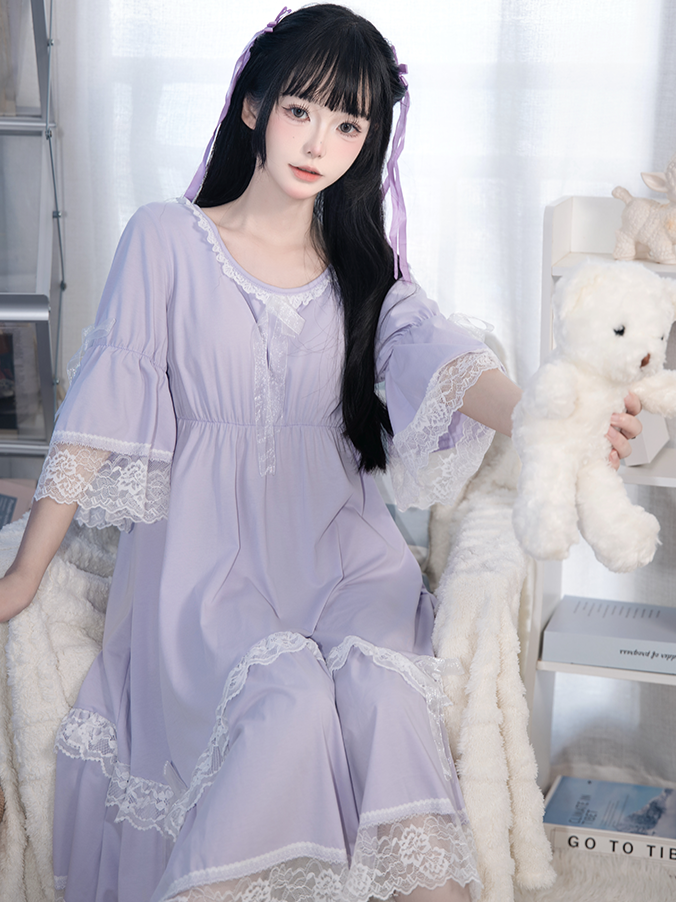 Cups with Padded Purple Ruched Waist and Lace-Trimmed Long/Short Sleeves Dress