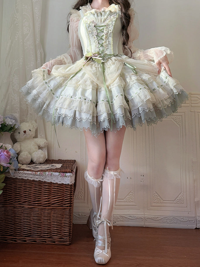 ベージュのセミシースルーレッグオブマトンスリーブブラウス