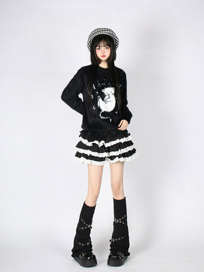 Cozy Kitten Furry Sweater - Perfect for Fall and Winter Black/White