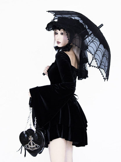 ゴシックブラックベルベットベルスリーブティアードスカート魔女ドレス