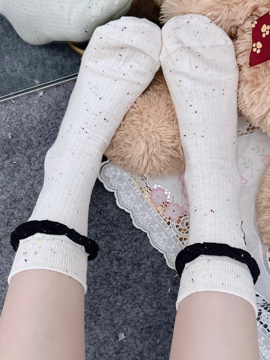 Kawaii Calf Socks with Bowknots and Ruffled Cuffs
