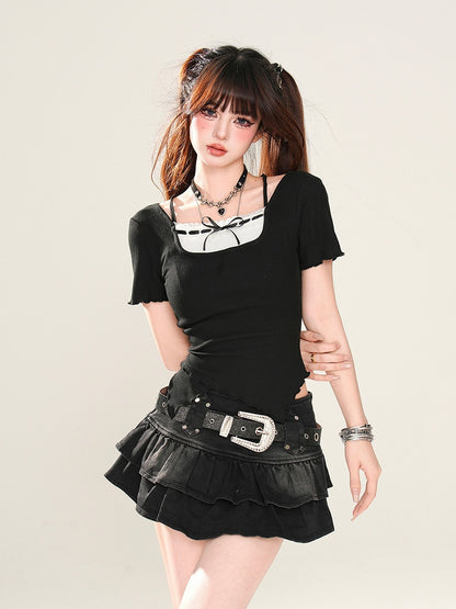 フェイクツーピースネックライン、カーブヘム、ブラックオフショルダーグラマラスTシャツ