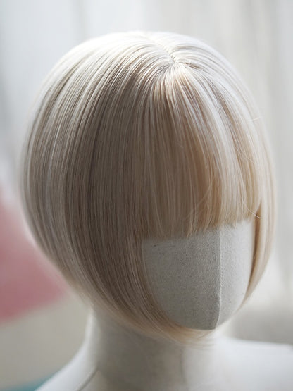Milchweiß/Hellblond/Schwarz Bob Cut Kurze Glatte Perücke Mit Vollem Pony