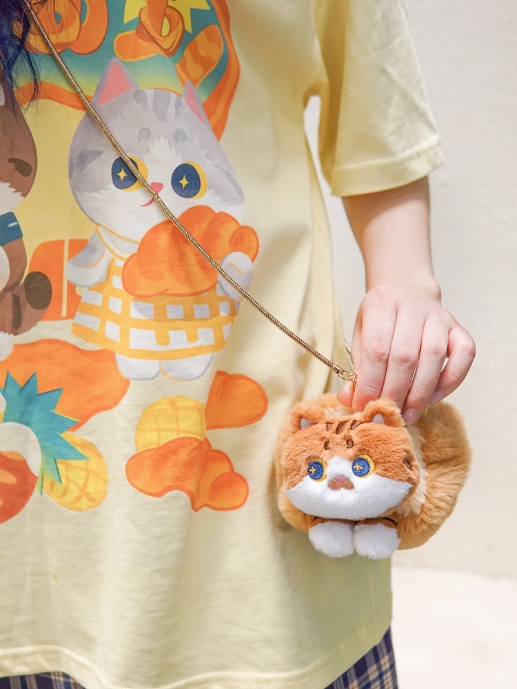 黄色のかわいい子猫プリントTシャツ