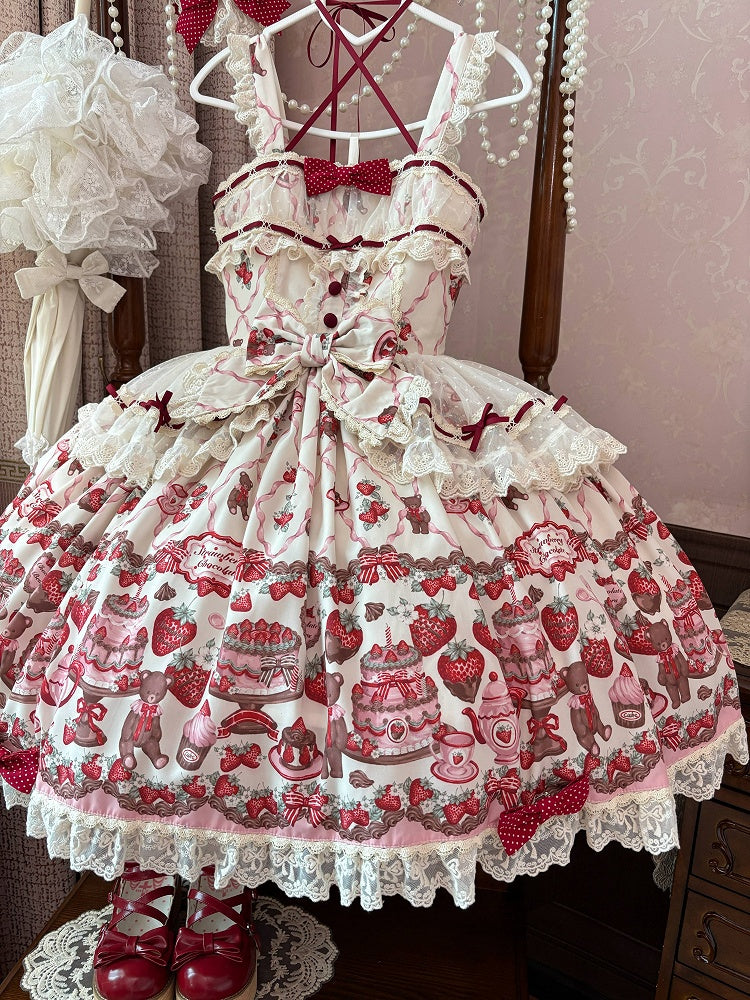 und Lolita-Rock mit süßem Erdbeerpullover und Teddy-Print