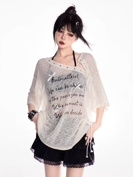 アプリコット レースアップ アシンメトリーネックライン レタープリント セミシアー