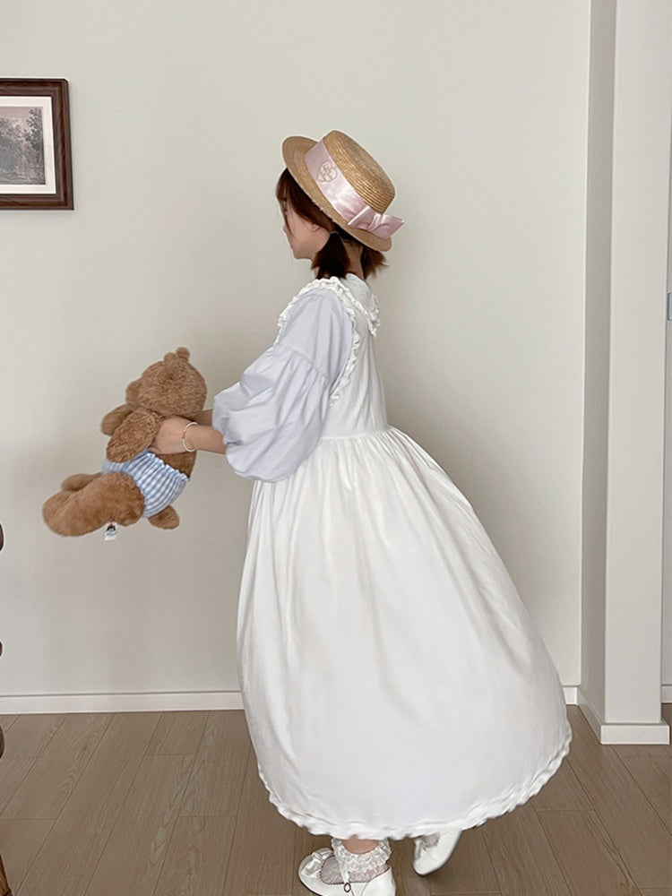 Weißes ärmelloses Kleid mit Volantsaum
