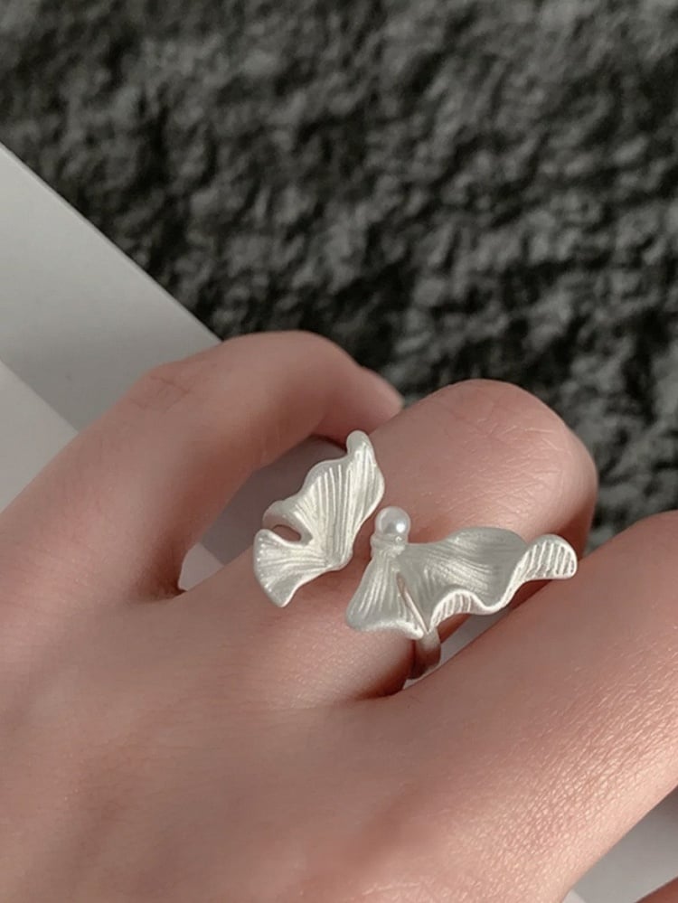Pearl-Adorned White Butterfly Ring - YSHXS