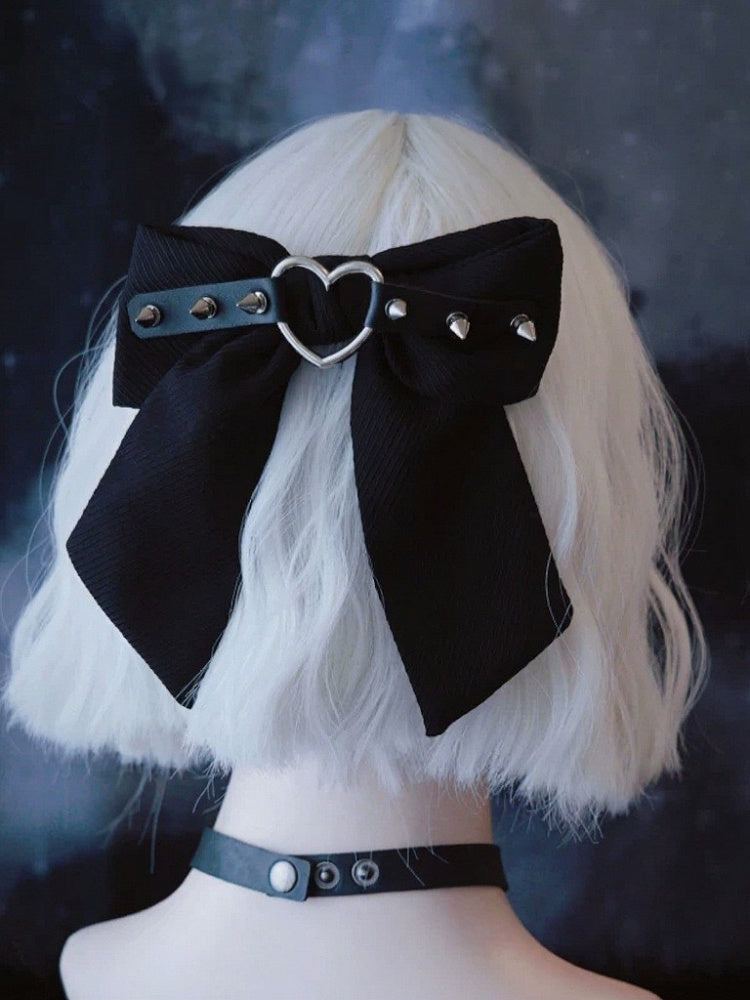 Black Bow Hair Clip with Spikes and Heart Ring - Strange Sugar