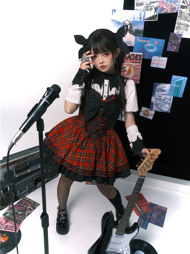 Rotes Karomuster Schleifenakzent Herzförmiger Ausschnitt Pulloverrock Idol Kleid