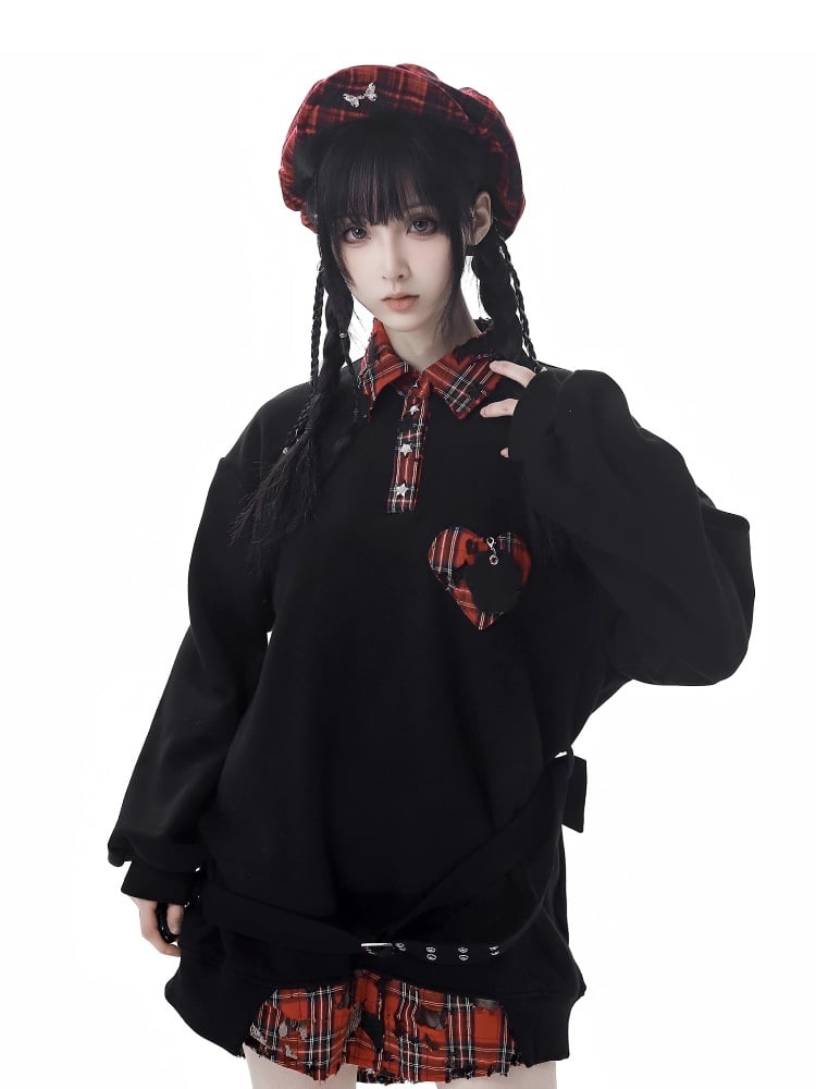 Rotes kariertes Hemdkleid mit Herz-Applikation in Schwarz im Used-Look