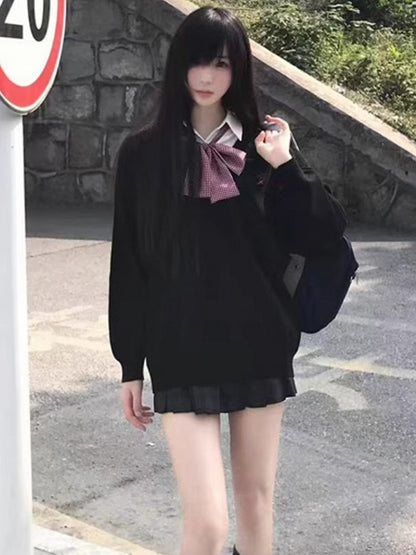 Blue/Black/Gray/White V-neck Embroidery Sweater Letter