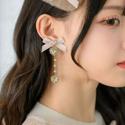 Black/Dusty Ear Jirai Kei Chain Bow Rhinestone Beaded Clips Pink