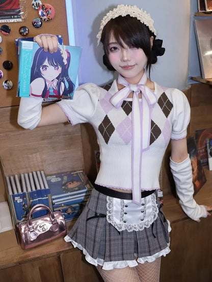 Grau karierter Minirock mit Rüschenbesatz und Schürzendesign