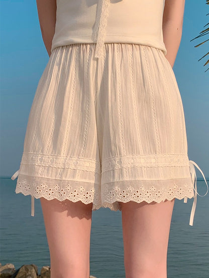 White Cotton Lace Bow Shorts - Lan Jian Chuan