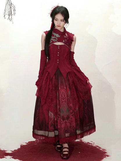 不規則な刺繍オーバーレイが施されたレッドドラゴンプリントスカート