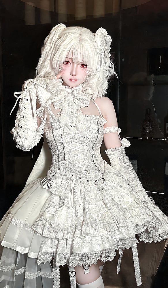 イリュージョンホワイトノースリーブビッグホルタートップボウネック