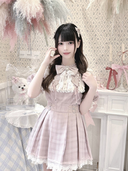 Cutout Neck Kei with Pink Lace Plaid Lace-up Dusty Jirai in Style White Shoulder Dress Details