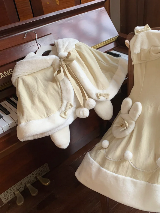 黄色いウサギの耳のフード付きケープ