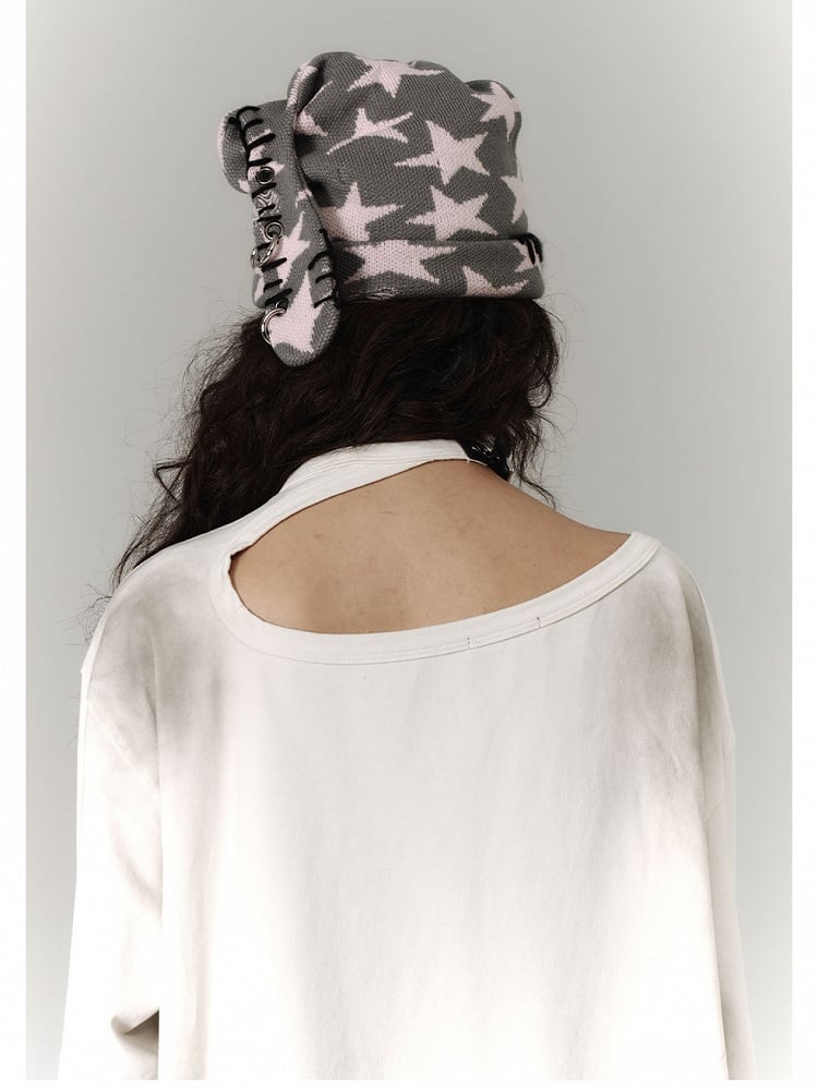 Zipper and Detail White Distressed Top with Cutout Shoulder