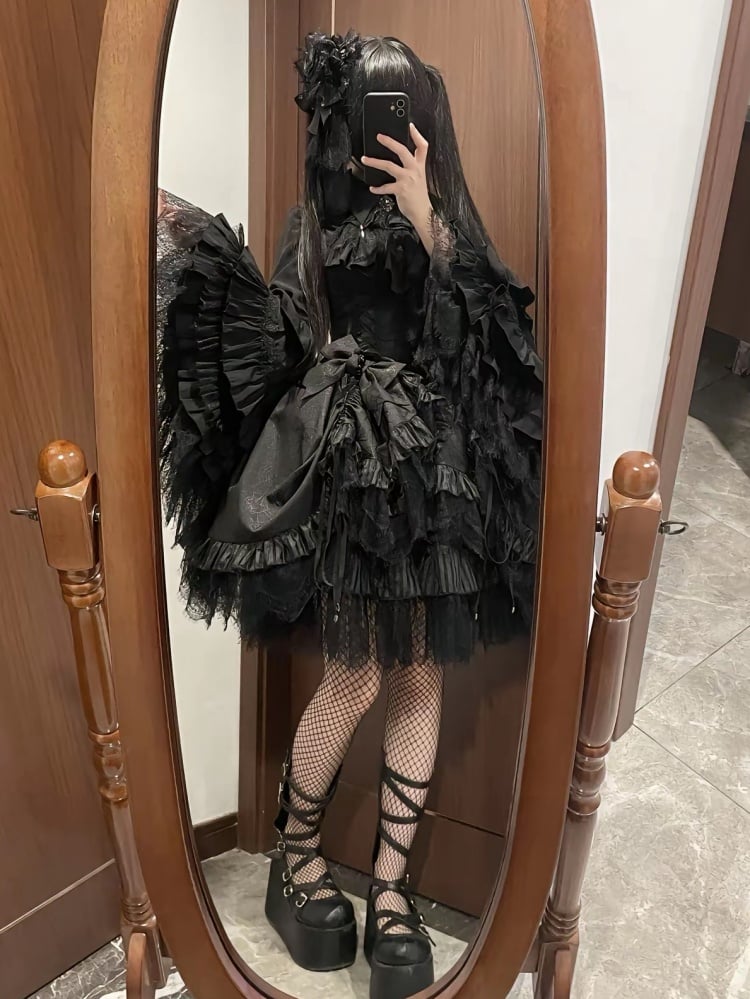 Schwarzer Lolita-Rock mit Pumphosenfutter