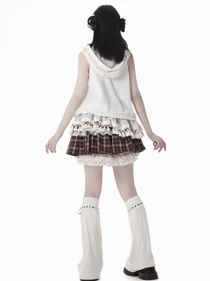 Ausschnitt mit Kapuze, ärmelloses Oberteil, Schlüsselloch, Quastensaum, gestufte Rüschen, zum Selbstbinden, Beige, Bohemian