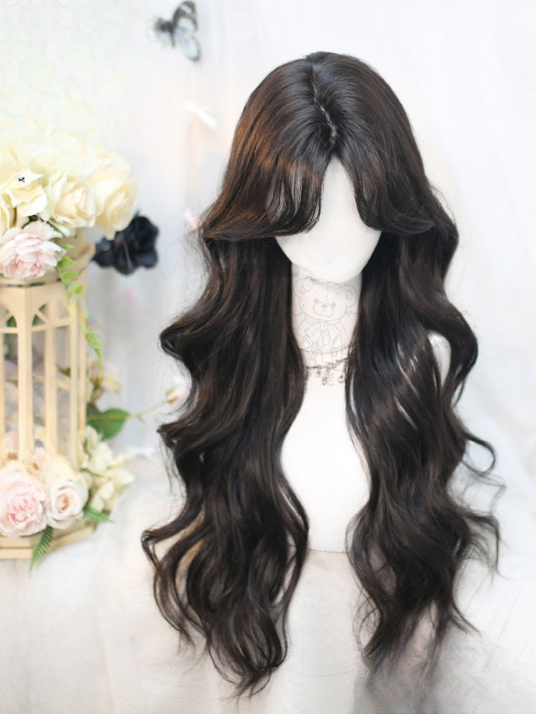 Schwarzer Tee, gewellte Unterbrustperücke mit Vorhangpony