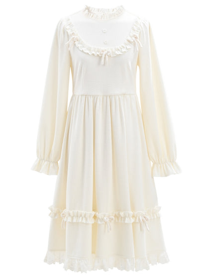 Weißes Kleid mit Schleifenakzenten, Rüschenausschnitt und langen Ärmeln