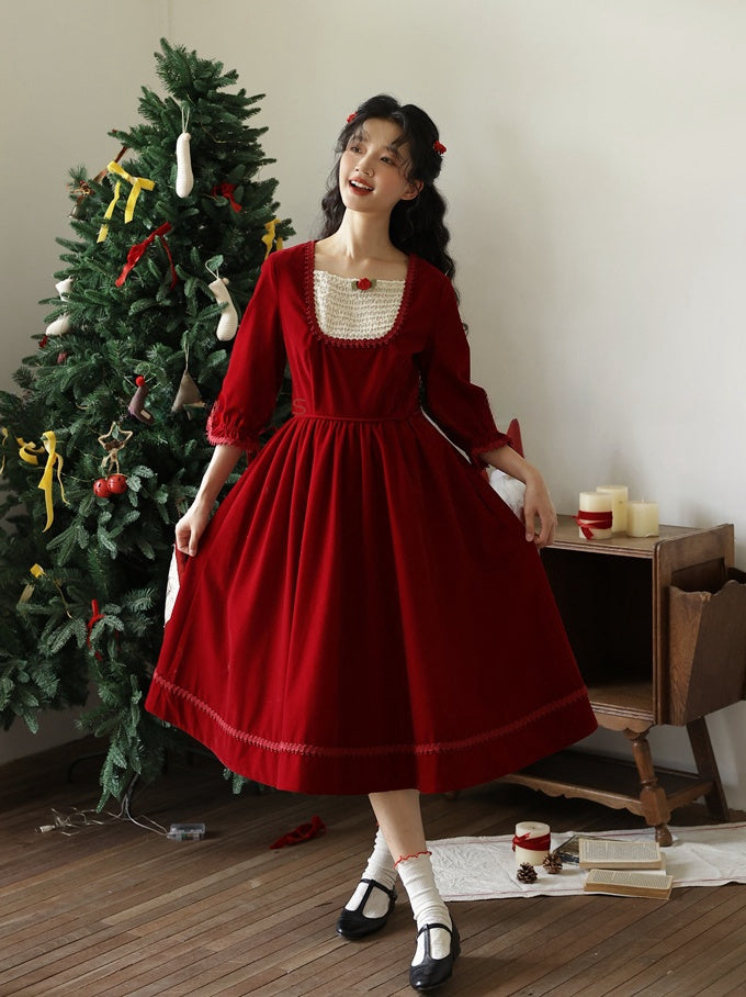 Weinrotes Vintage Rose Kleid mit quadratischem Ausschnitt