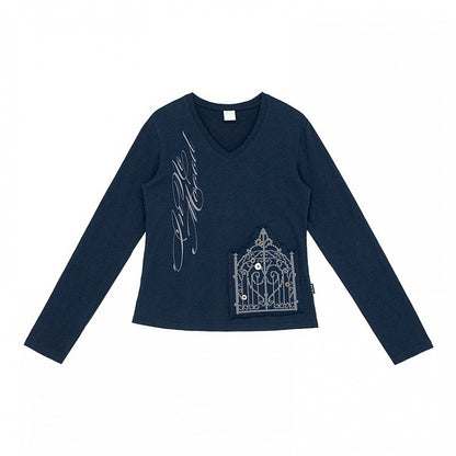 Vintage Y2K Navy Blue Letter Print V-Neck Long Sleeve Top with Iron Gate Patch - innomoood