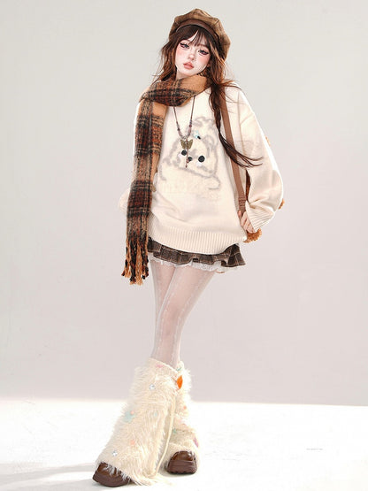 ミルクイエロー/ブラック/レッドのキュートな子犬柄のゆったりセーター