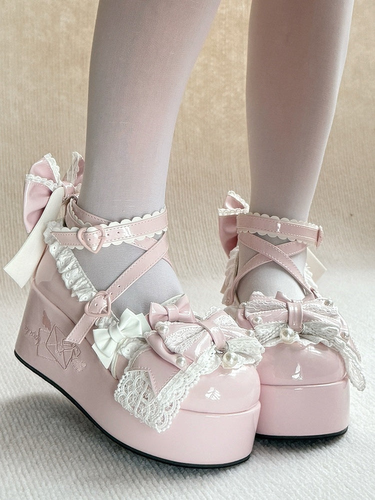 Sweet Platform Decor - Mary Janes Beads Pink