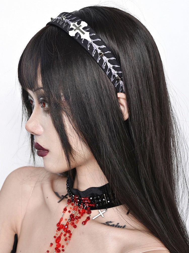 Gothic Cross Stud Black KC