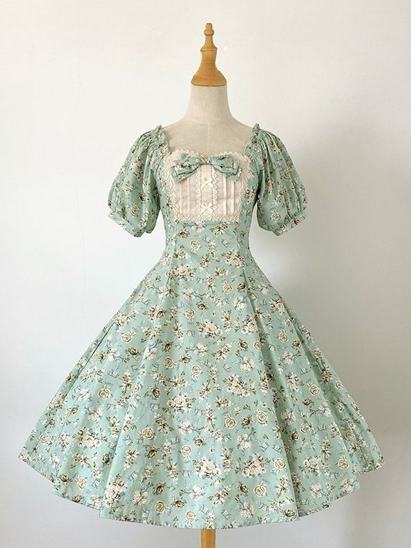 Mintgrünes Lolita-Blumenkleid mit OP-Ausschnitt und quadratischem Print