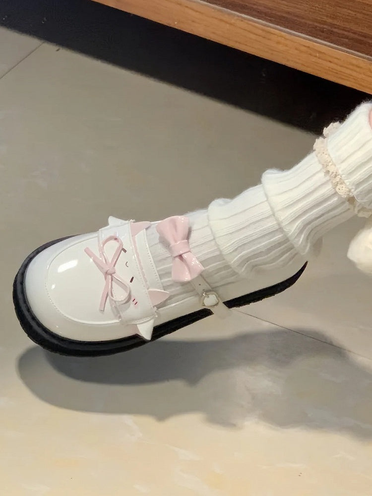 and White Low-heel Shoes Lamb Bow Accents with Cute Heart Buckle JK Style Dazed