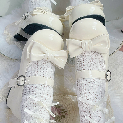 Süße Lolita-Mary-Janes mit Schleife und runder Zehenpartie und Blockabsatz in Aprikosen