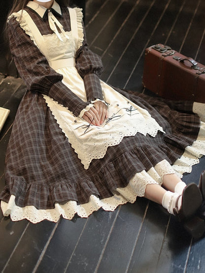 Ärmel Braun kariertes langes und beiges Spitzenkleid mit Taillengürtelbesatz