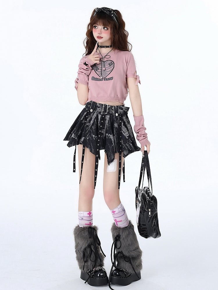 スカートと黒のネクタイ裾染めハンカチグレー