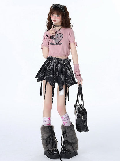 スカートと黒のネクタイ裾染めハンカチグレー