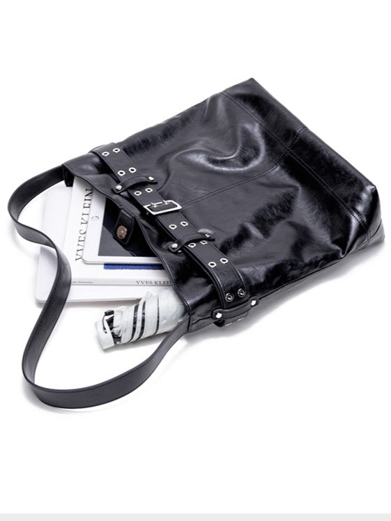 Elegant Black Tote Bag With Belt Buckle Accent - Perfect For Commuting