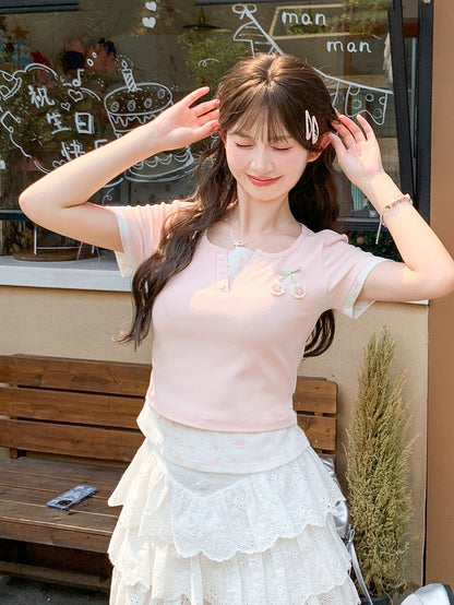 フェイクツーピース ピンクチェリー刺繍 スイートフローラルTシャツ
