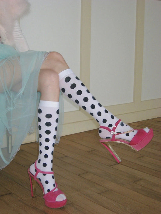 Dot (Retro Polka Stockings Bold Style)