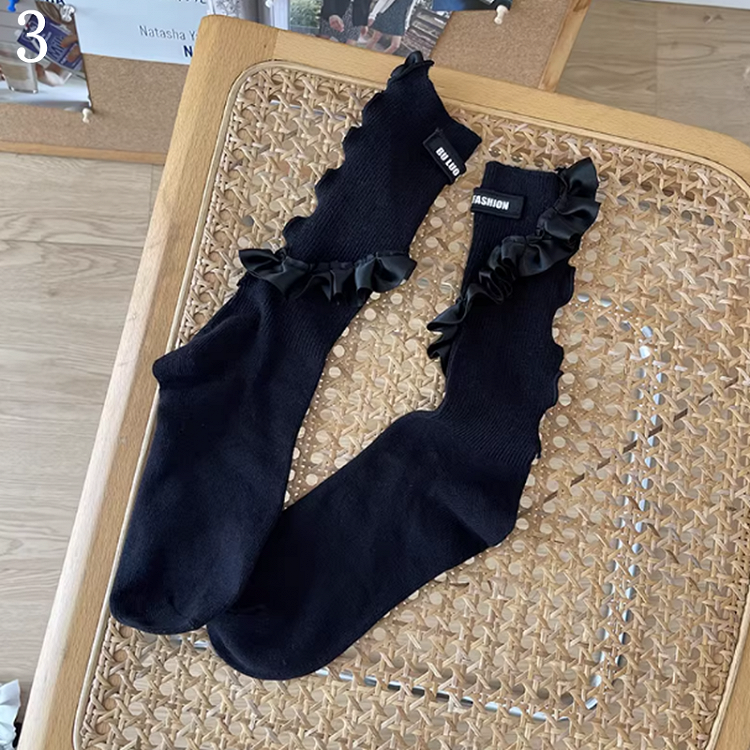 Schwarz/Weiße Socken mit Besatz/Schwarze Y2K-Beinrüschenschlaufe