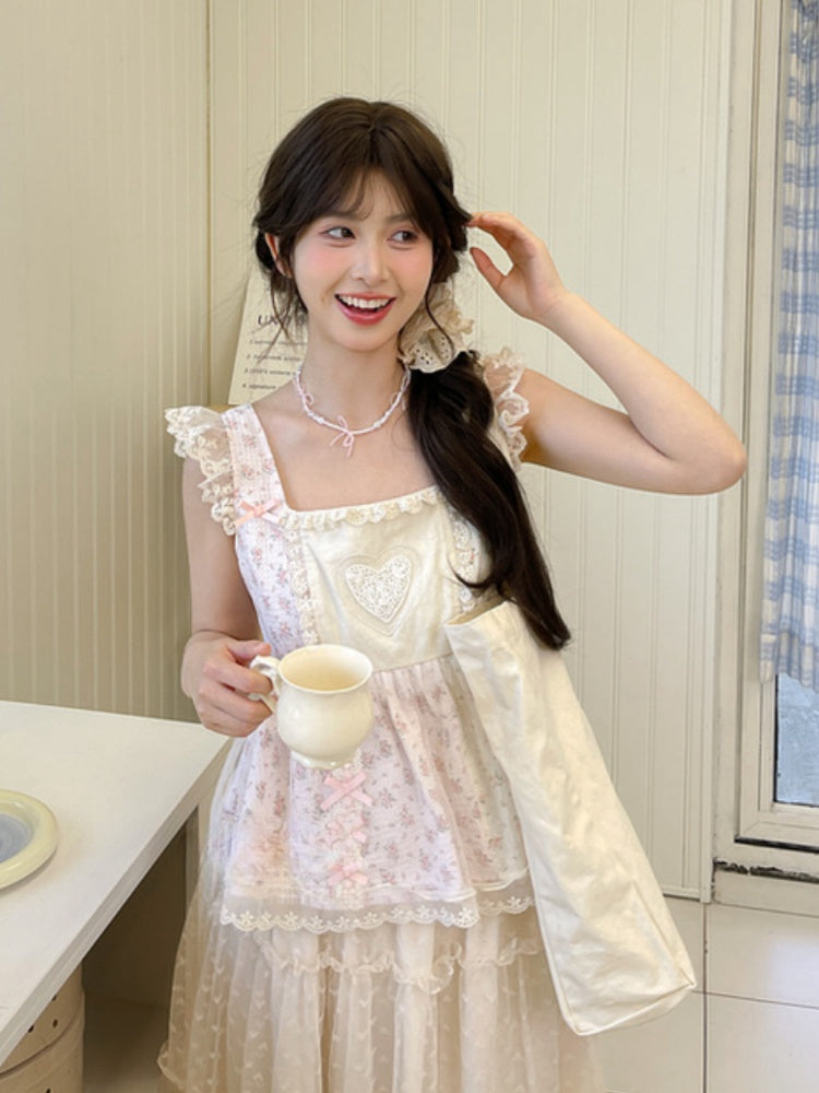 Rosa Tanktop mit flatternden Ärmeln, Schleife und Rüschen, Blumenmuster, Spitzenbesatz